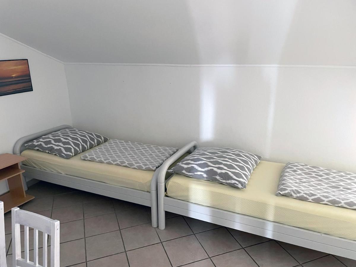 Apartment Anic Karlobag Luaran gambar