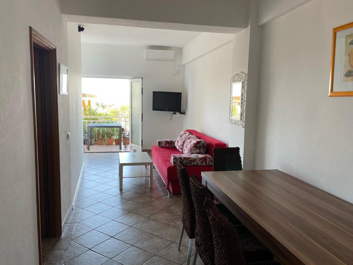 Apartment Anic Karlobag Luaran gambar